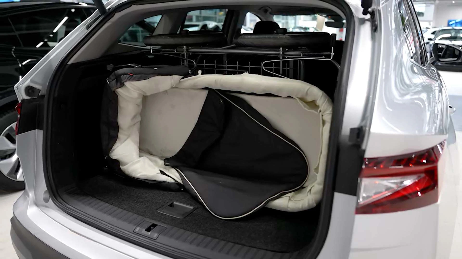 Skoda Enyaq Barnevogn