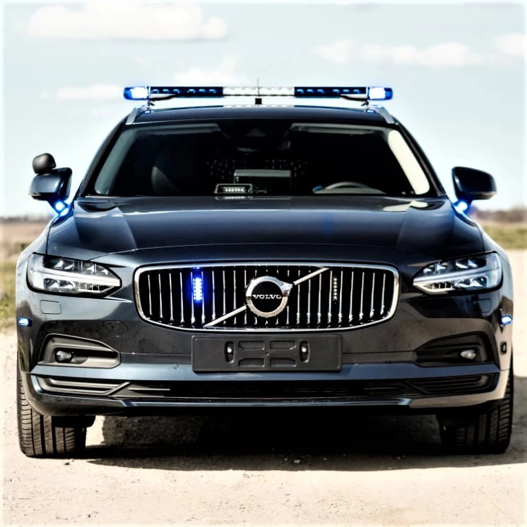 V90 Politi5