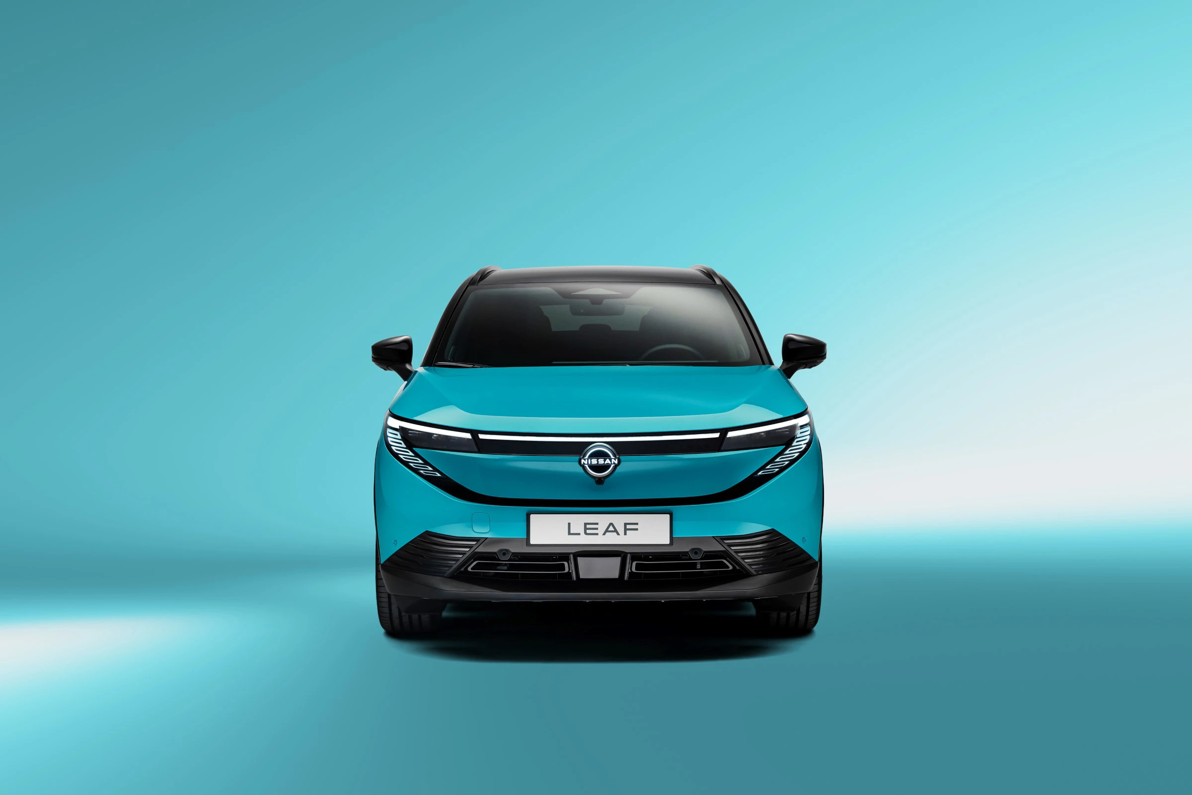 Nissan LEAF 2025 Forfra