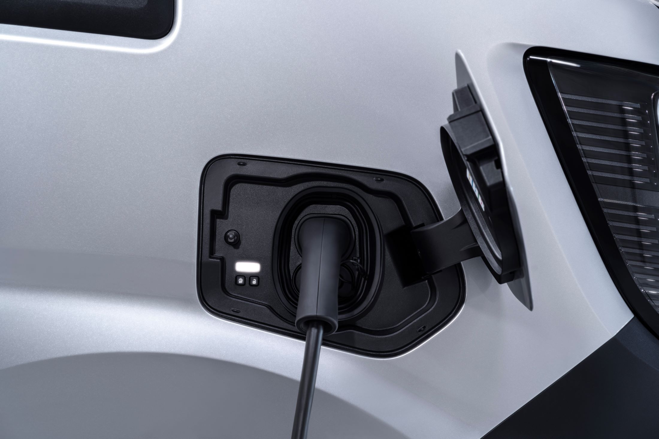 Nissan Interstar 2025 EV Opladning