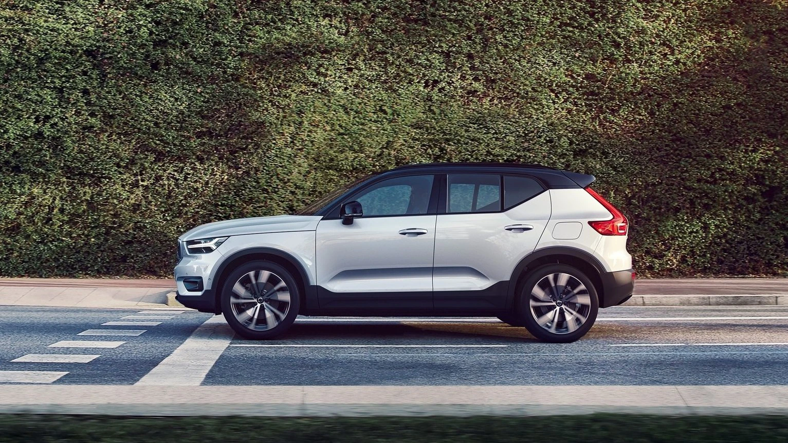 Volvo XC40 Recharge 2020 1600 05