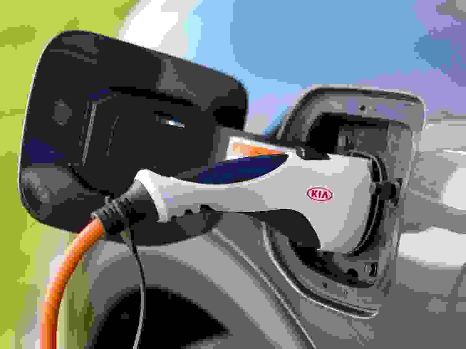 Kia Niro 2018 Eksterior Ladekabel Plug In Hybrid Elektrisk
